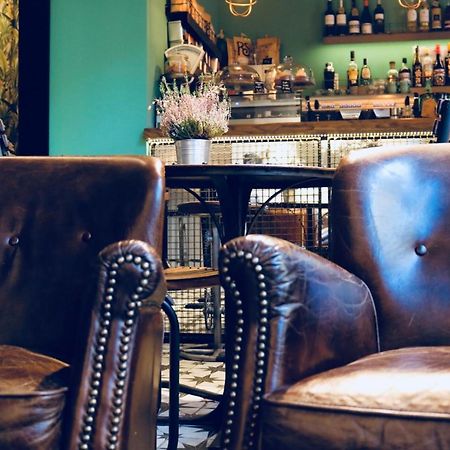 Winederful Hostel&Café Logroño Esterno foto