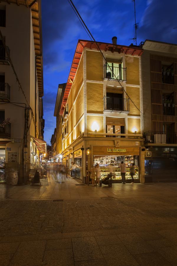 Winederful Hostel&Café Logroño Esterno foto