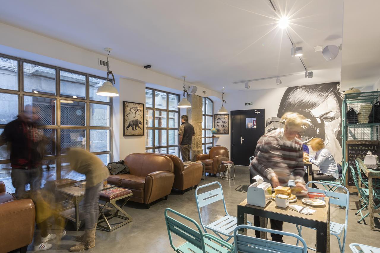 Winederful Hostel&Café Logroño Esterno foto