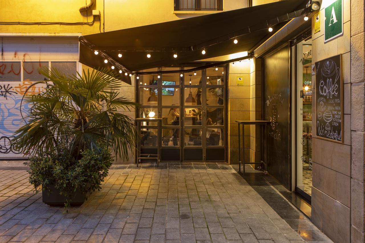Winederful Hostel&Café Logroño Esterno foto