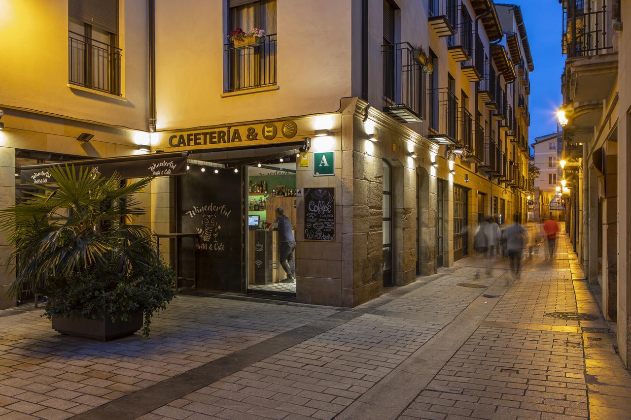 Winederful Hostel&Café Logroño Esterno foto