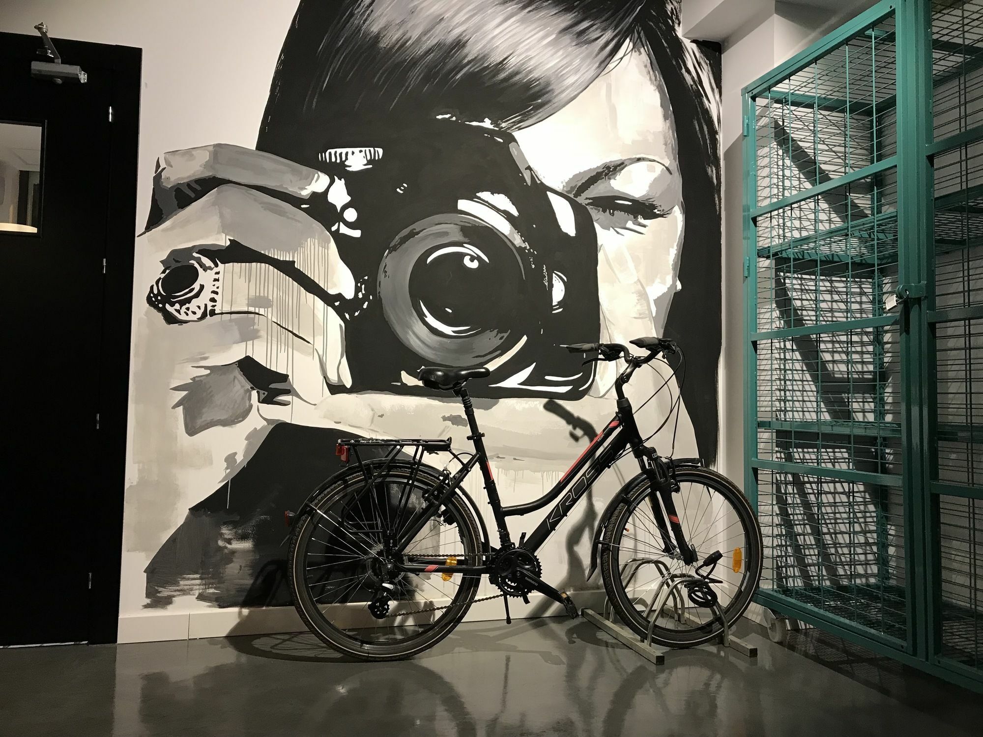 Winederful Hostel&Café Logroño Esterno foto
