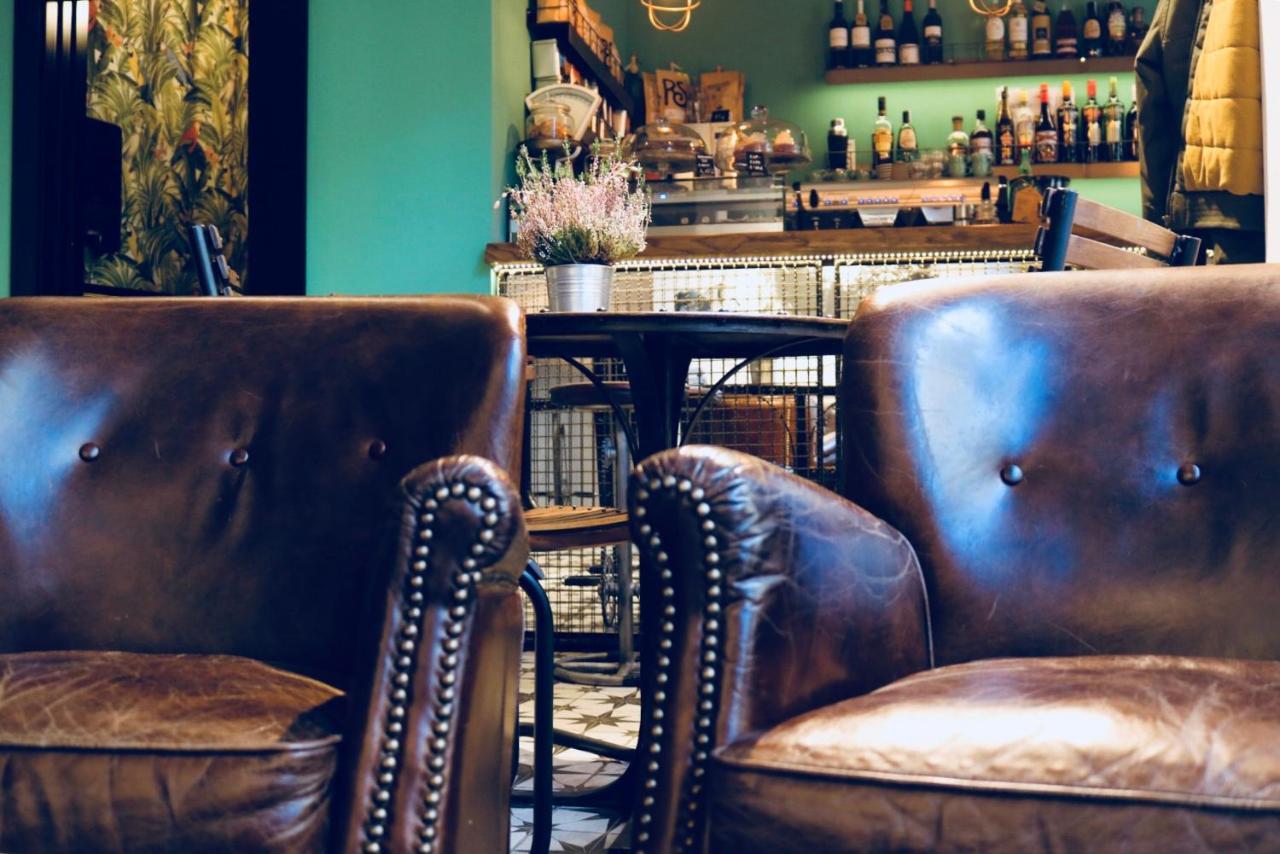 Winederful Hostel&Café Logroño Esterno foto